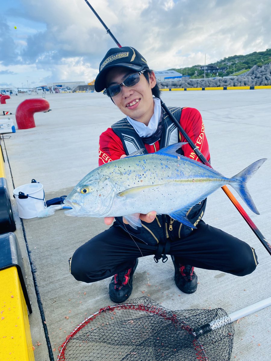 Tjb0902's tweet photo. たまにはこんな事も🤣🤌
上から下までじっくり流しました🌊🌀
色んな釣りがトーナメントに繋がります🙆‍♂️💜 https://t.co/k08BWOeNZ6
