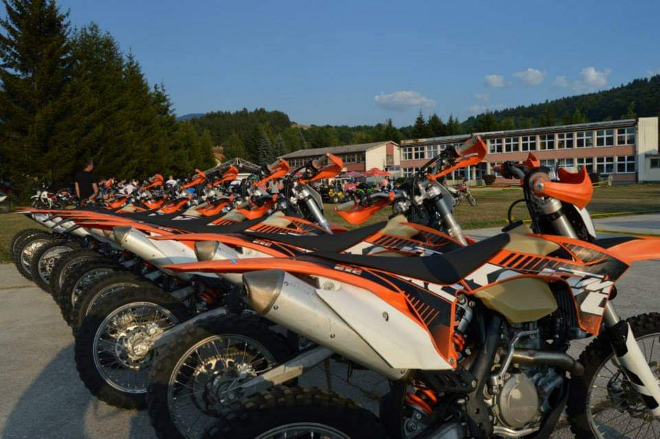 HerzTrebinje's tweet photo. Welcome to orange world. π Choose your level and ride it. ππ²β£οΈ
#ridingaround #justforpleasure #hardenduro #fullthrottle #mountaniering #friendsreunion #motorcyclesquad #motocross #practice #herztoures #trebinje #gotrebinje #dubrovnik #bjelasnica #split #tomislavgrad #travel https://t.co/dCSUBXW4F5