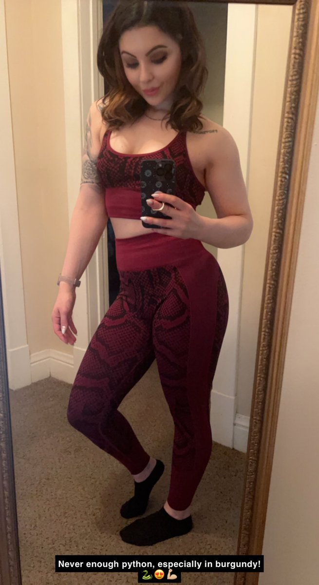 EricaLynn1549's tweet photo. Never enough python, especially in burgundy! #python #pythonprint #snakeskin #fitspo #fashion #fitfashion #activewear #fitness #getfit #fitfam #fitgirls #fitdolls #fitbabes #fitchicks #girlswholift #girlswithmuscle #gym #gymwear #gymrat #allidoisgym ๐๐๐ช๐ผ https://t.co/RzPaP13Glb