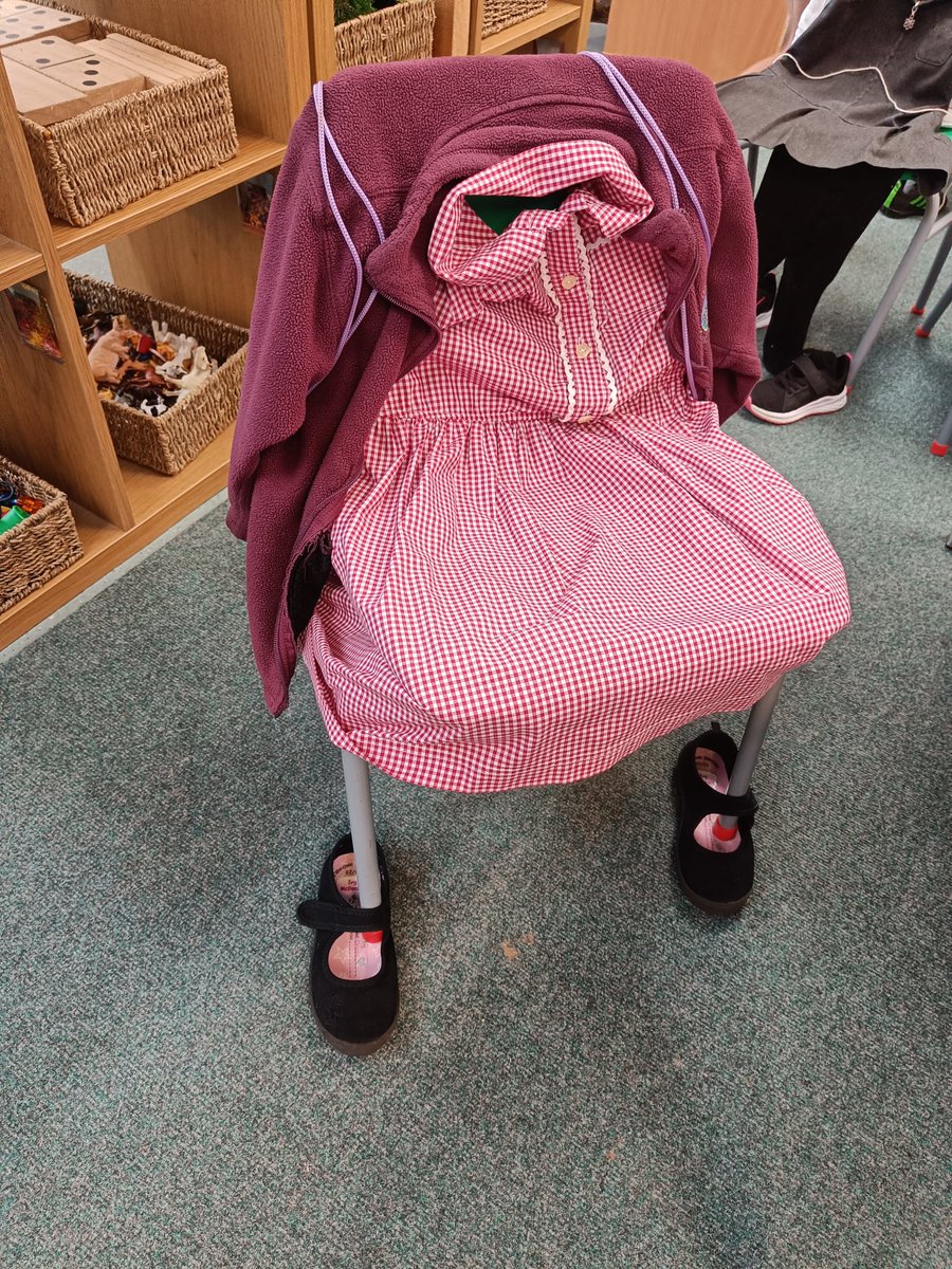MrsOSheaTeaches's tweet photo. We dressed our chairs up to look like Drakies pupils. These were our winners 🏆.
 A great way to add some fun to getting changed and hopefully to help us look after our uniform 🤞 https://t.co/kYf4GDPVdE