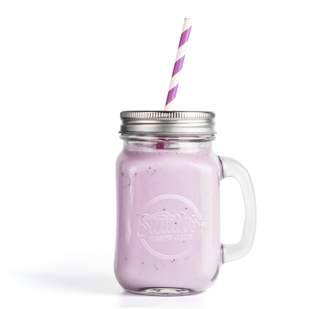 I bet you can't guess the ingredients in this smoothie.

What do you think is it made of?

#smoothie #drinks #masonjars #masonjarmugs #smithsmasonjars #zerowaste #reusable #refreshments #relax #giftideas #giveaways #flavors #healthyliving #healthydrinks #selfcare #glassjars
