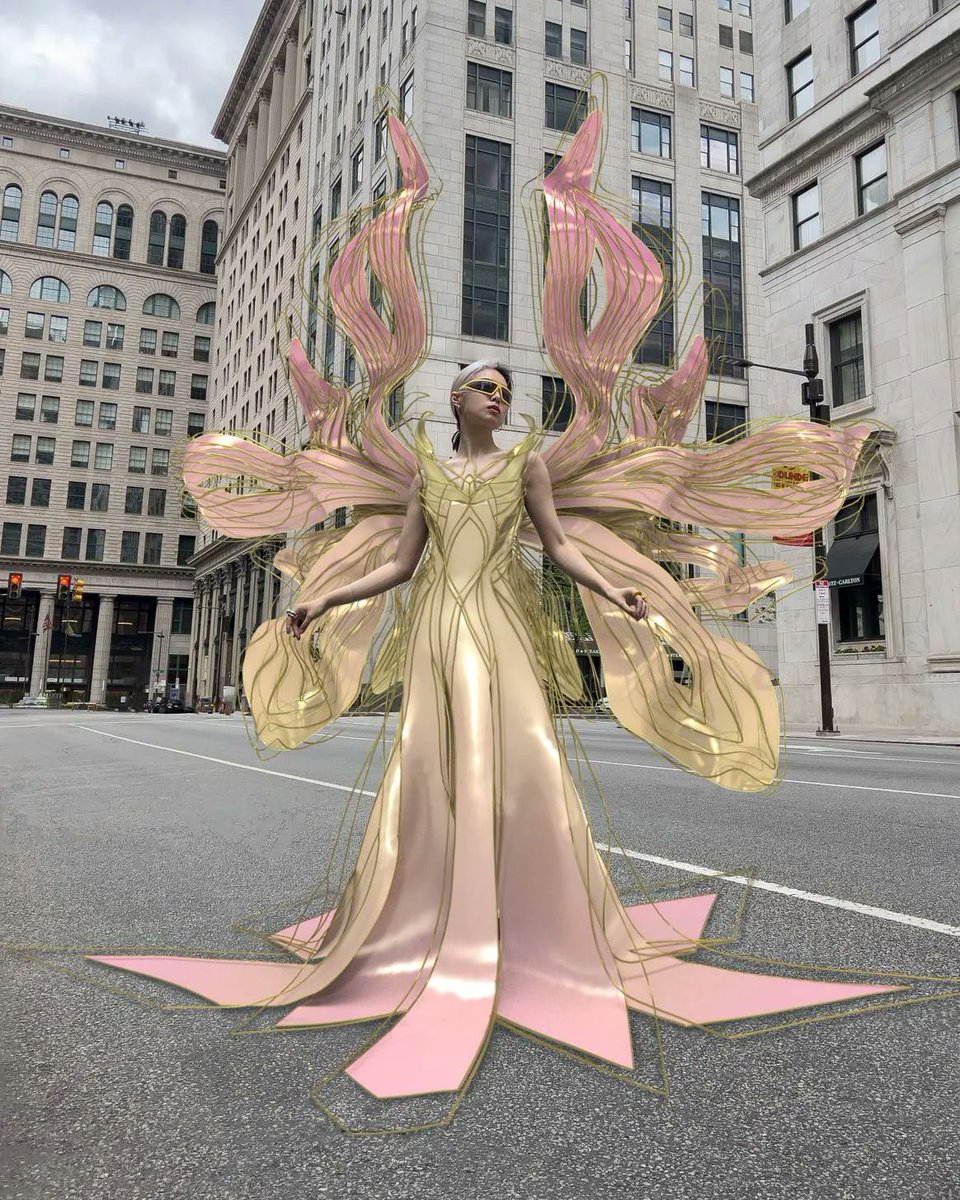 Digital design has allowed for new doors to be opened for #designers and #creators looking to enter the# fashion industry through alternate means. 

3 #Digital designers to have on your radar fashionunited.uk/news/fashion/3…