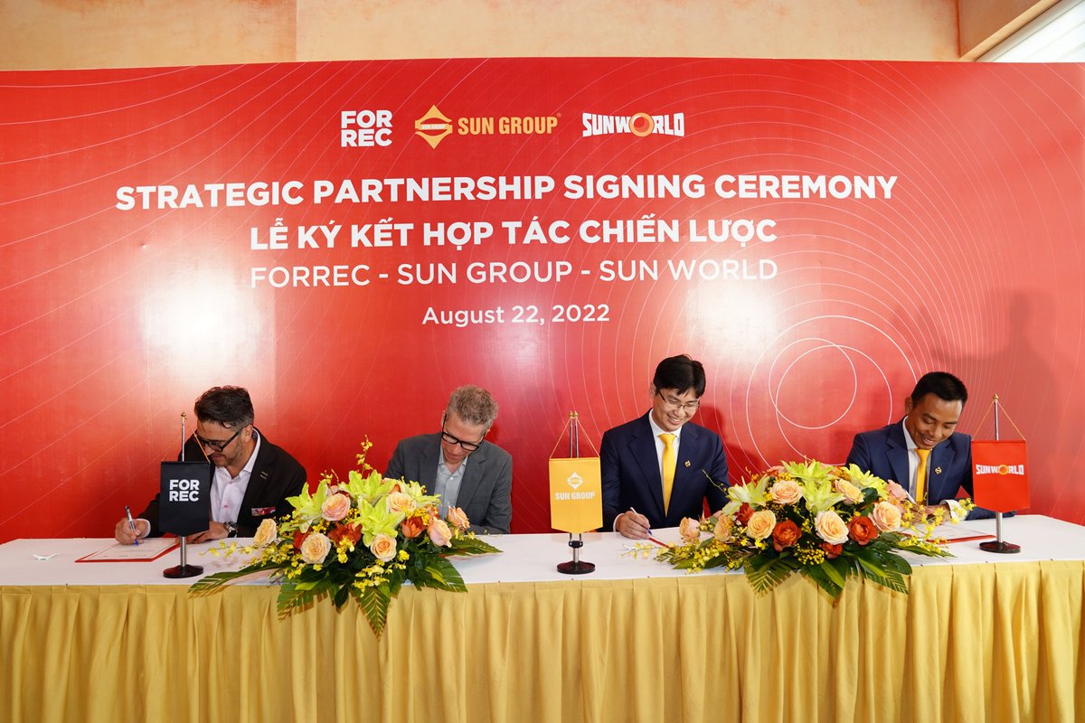 FORRECdesigns's tweet image. On Monday, FORREC was in Vietnam to sign a long-term strategic partnership deal with SUN GROUP. 

This is an unprecedented, historical deal &amp;amp; brings together a shared love for design &amp;amp; entertainment; industry leadership; strategy &amp;amp; design; +building transformational experiences.