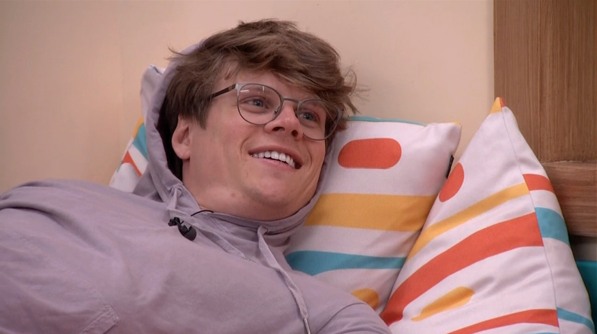 89razorskate20's tweet photo. 🦩WEEK 8, RT &amp; LIKE If You’re Team KYLE! #BB24 https://t.co/SbJV1JjzdI