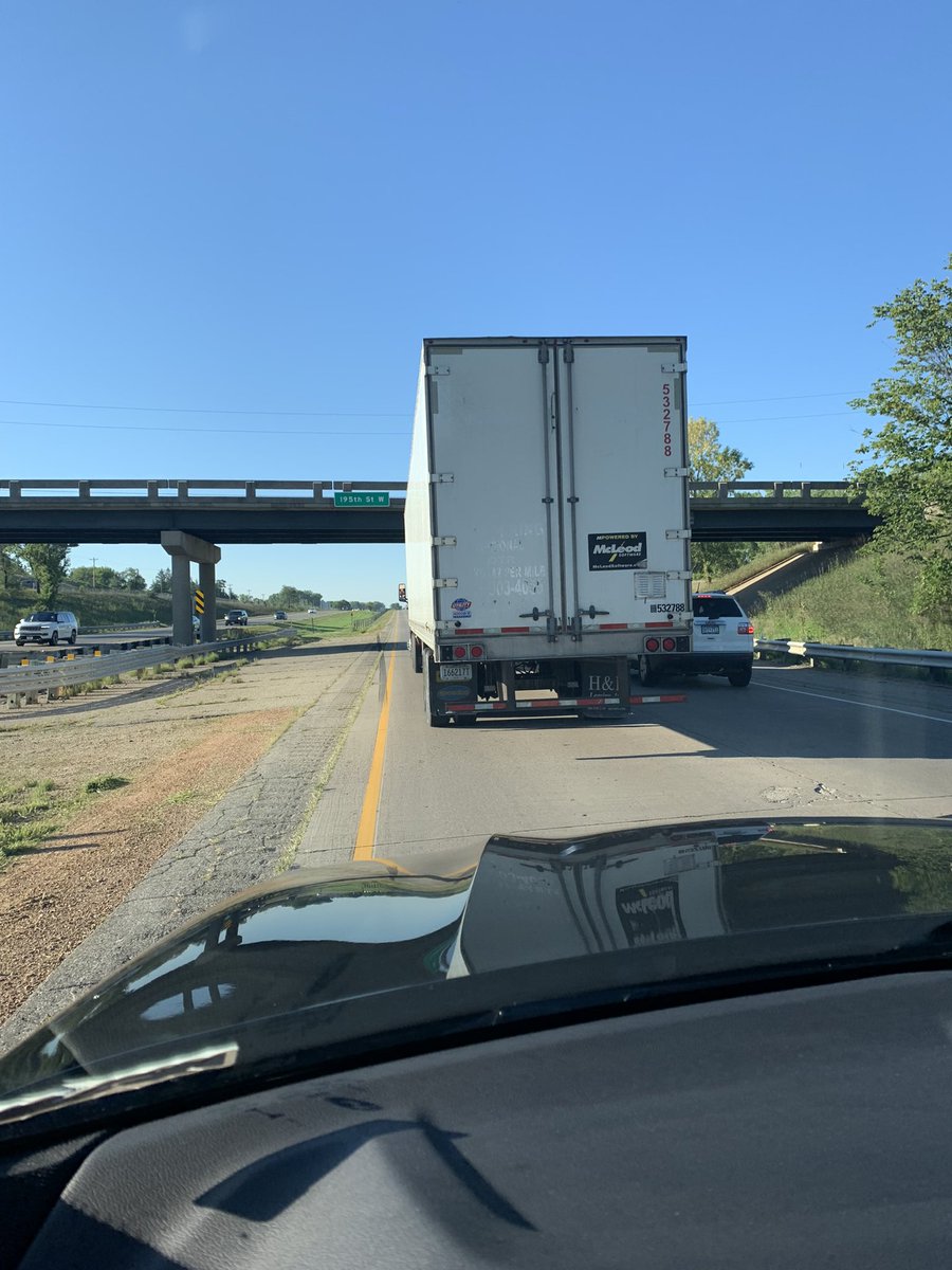 PaulaCoomer's tweet photo. What gives a semi the right to block traffic in the left lane when two lanes are merging into 1 miles before the merge. It’s a known fact that the zipper process works! Why can’t they be held accountable for blocking traffic on a busy work morning! #theyshouldbeticketed. #35Ws https://t.co/2vqmpxc7jz