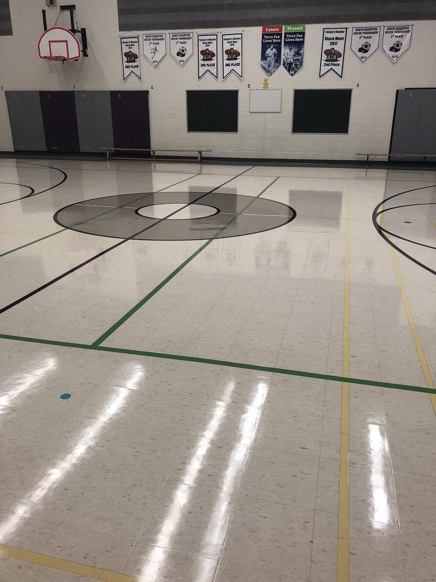FacilitiesPDSB's tweet photo. So shiny! 

#gymfloors #summercleanup #BackToSchool #custodianlife https://t.co/8S9iM75ZBr