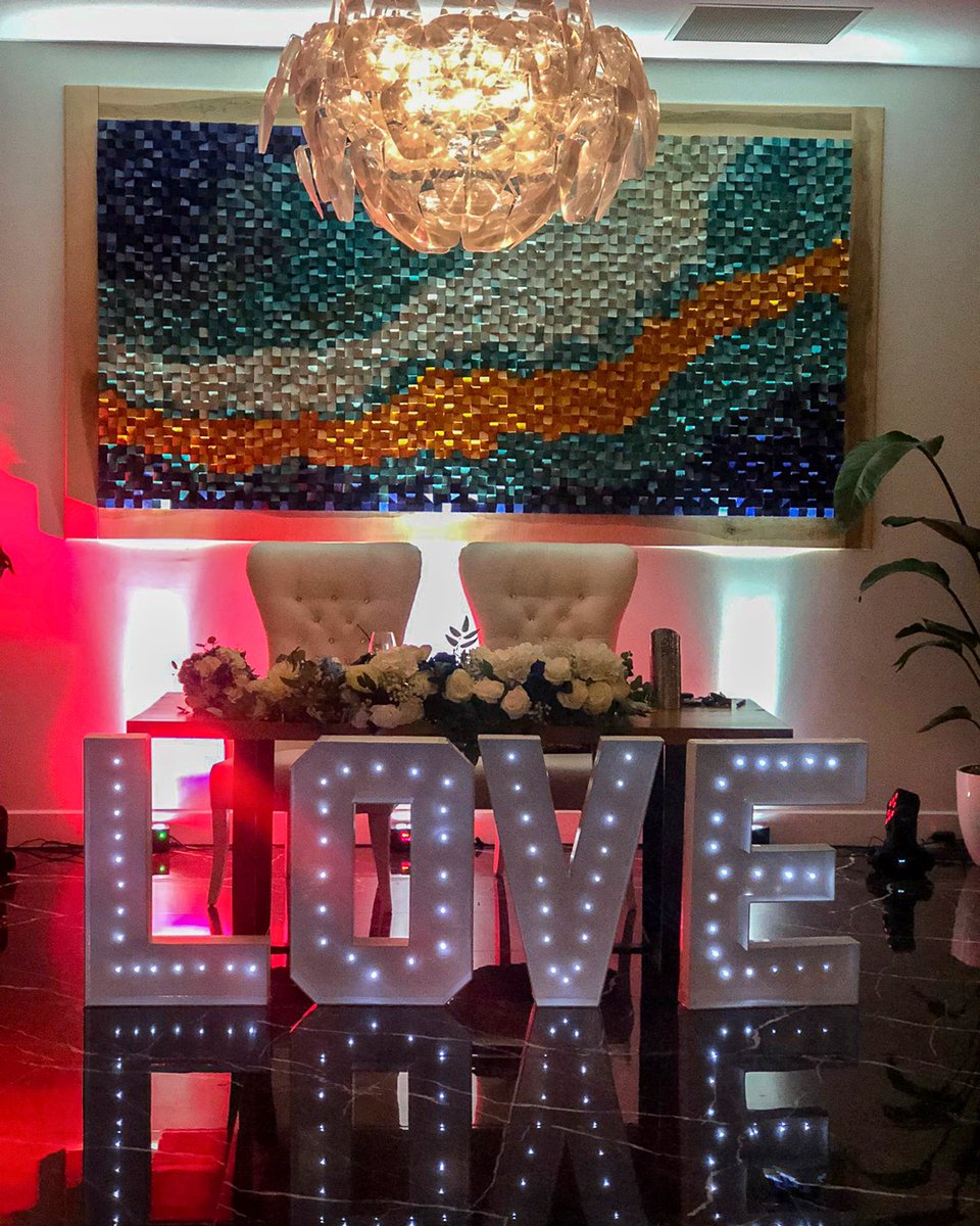 Mount_Alverno's tweet photo. Congratulations to May and Gerald, who got married at the Mount on Saturday with their family and close friends in attendance. We hope you all had a fantastic day celebrating with your loved ones, and wishing the best for a long and happy married life. https://t.co/wpu3M3gv2X