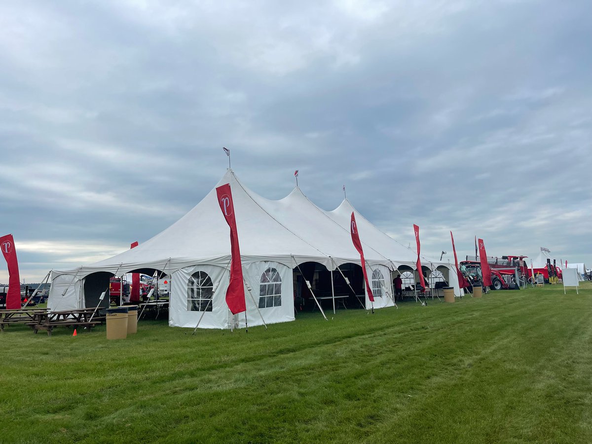 PRIDESeeds's tweet photo. It’s day 1️⃣ at Expo Champs in Saint-Hyacinthe, Quebec!

Be sure to stop by the #PRIDESeeds plots and speak to one of our team members about our corn and soybean line up! 🌽🌱

#ExpoChamps #PRIDEInMyField #CdnAg #Plant22 #Harvest22 https://t.co/I7Nw14MWPx
