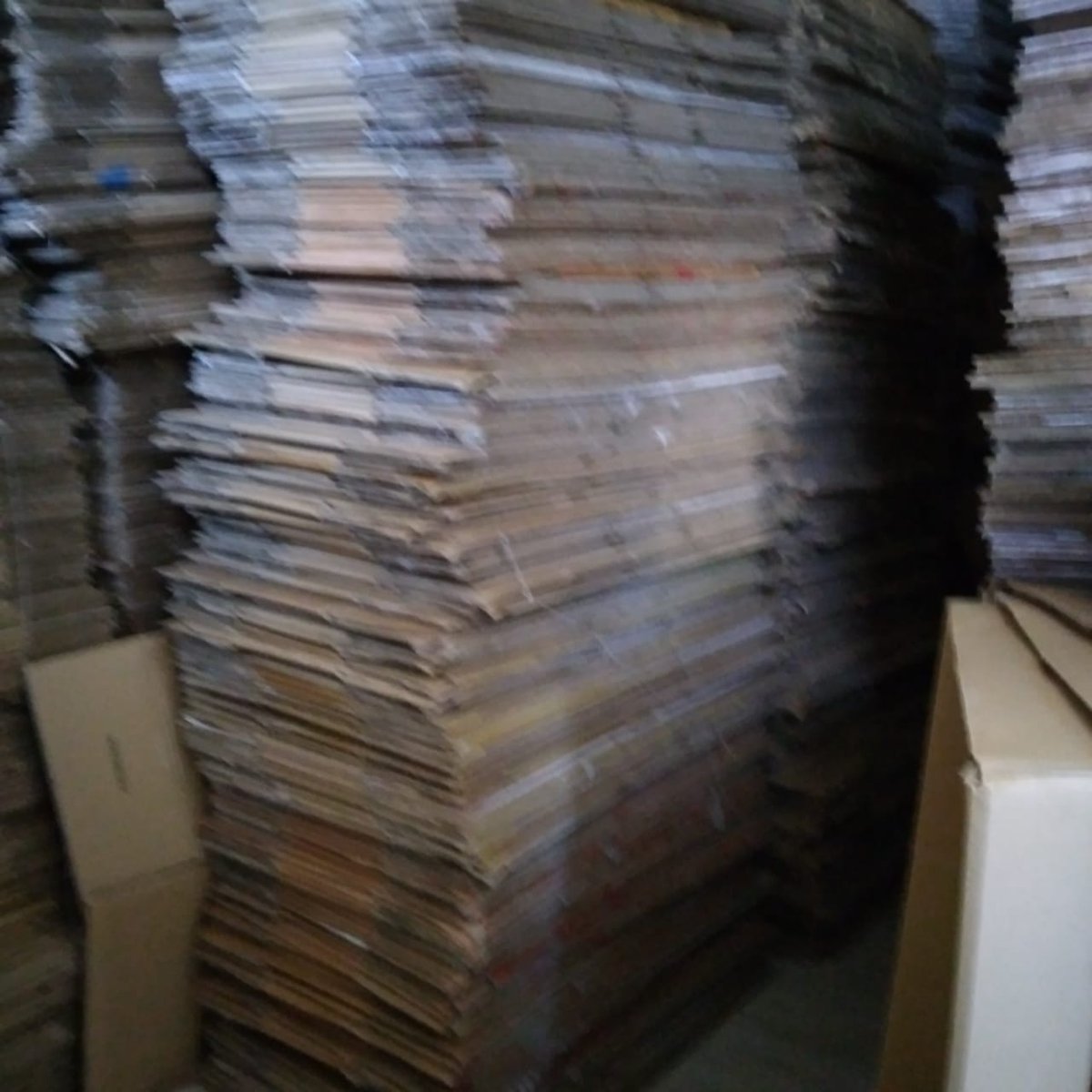 CacadorL's tweet photo. caixas de papelão: caixas de papelão para mudança - 19 9 8407-3337 Su... https://t.co/yTl30JxqLv 
Marcadores: caixas, caixas de papelão, caixas de papelão para mudança, mudança, papelao, papelão https://t.co/8AifWFeRng