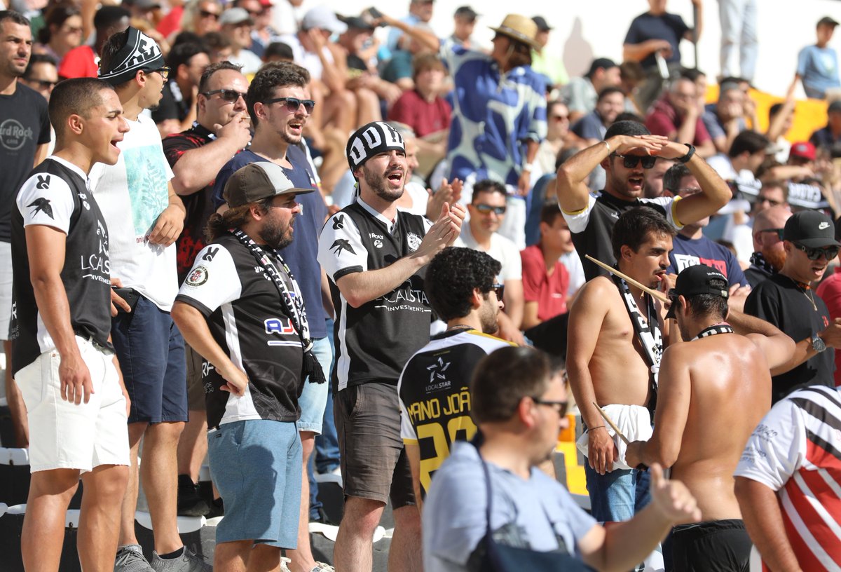 1522 espectadores. 
No regresso do #PuroFutebol ao Campo da Mata. 

Obrigada a todos! 
Sábado há mais.

#DeBrasãoaoPeito