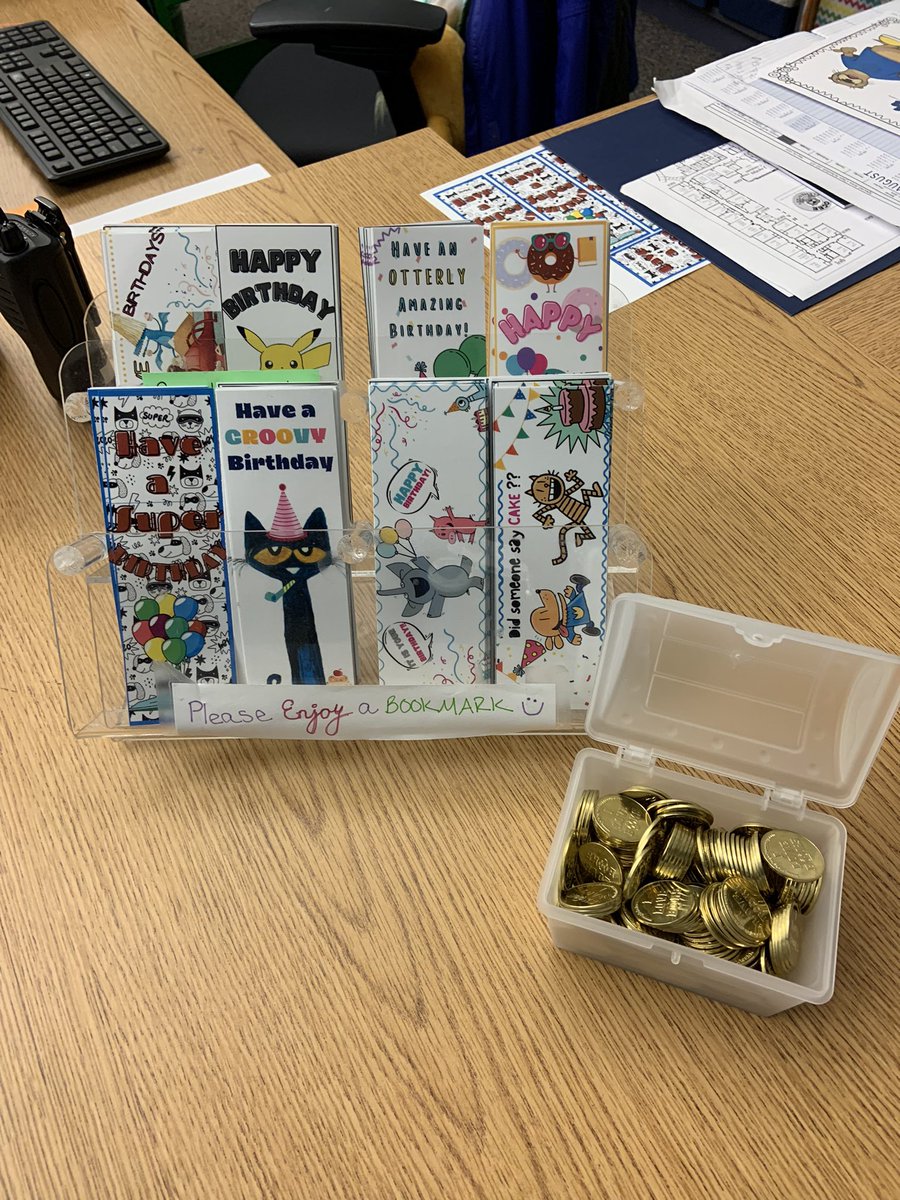 OCEEPrincipal's tweet image. It’s birthday book day @OceeElem! We are so excited to celebrate our students with August birthdays today! And there is really no better gift than a new 📕! Thanks to the Ocee SGC for helping us ensure that #everychildreads @FultonZone6