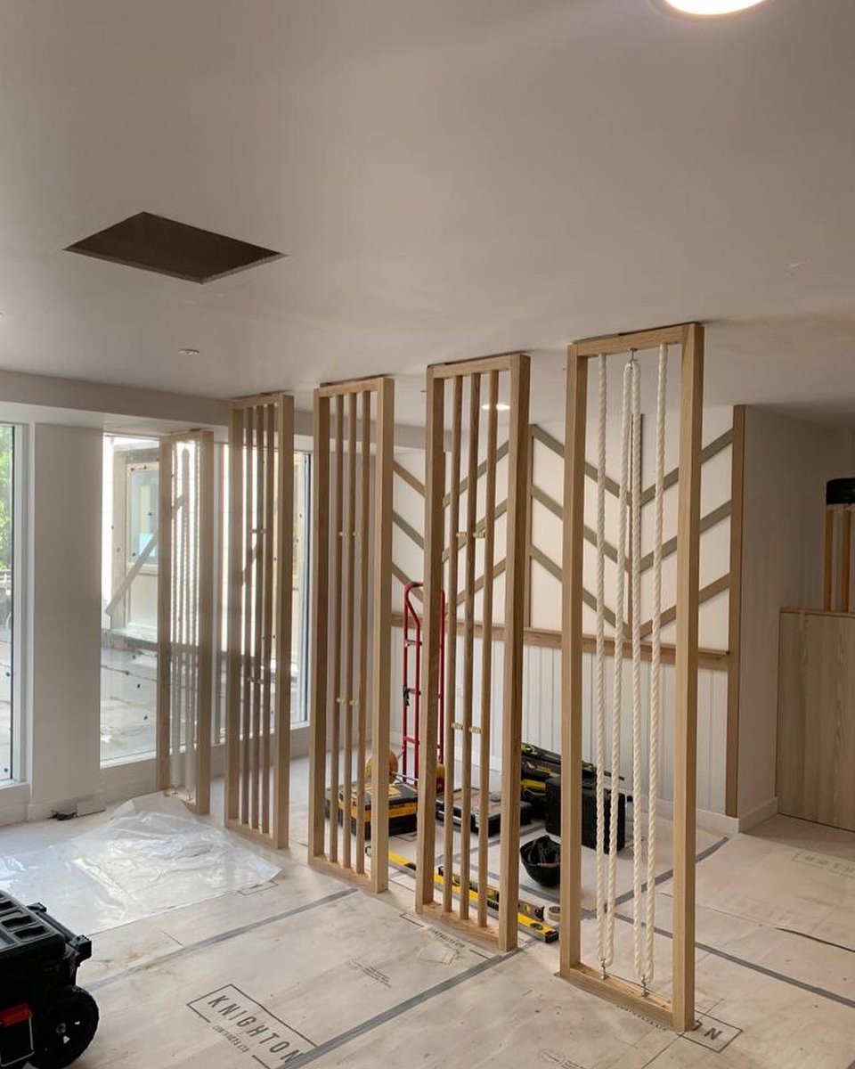 Keeleyfoxint's tweet photo. Our talented carpenters created these cricket inspired room dividers and seating based on our designs for Bath University which is situated right on Bath Cricket ground. 🥂Install 1.9.22 https://t.co/oYIe1SarJn