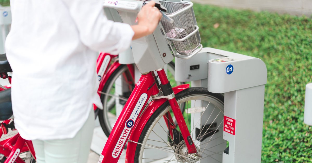 ConnectSmartTX's tweet photo. It's a beautiful day! Use #connectsmart to find available bicycles at a @HoustonBCycle stations near you. Ride from station-to-station across Houston. 

Download today:
Google Play Store: https://t.co/a2znuuyxD0
iOS App Store: https://t.co/ysP2rmq195

#PedalDontPark #Connectsmart https://t.co/ucWEeXAPk1