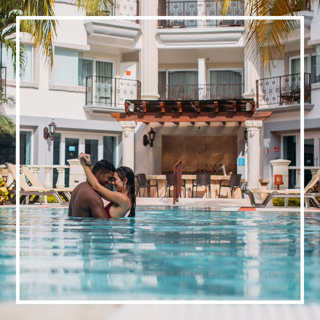 A moment when it’s just us and the beautiful beach breeze. 
.
Un momento en el que solo nosotros con la brisa de la playa.
.
#HiltonPlayaDelCarmen