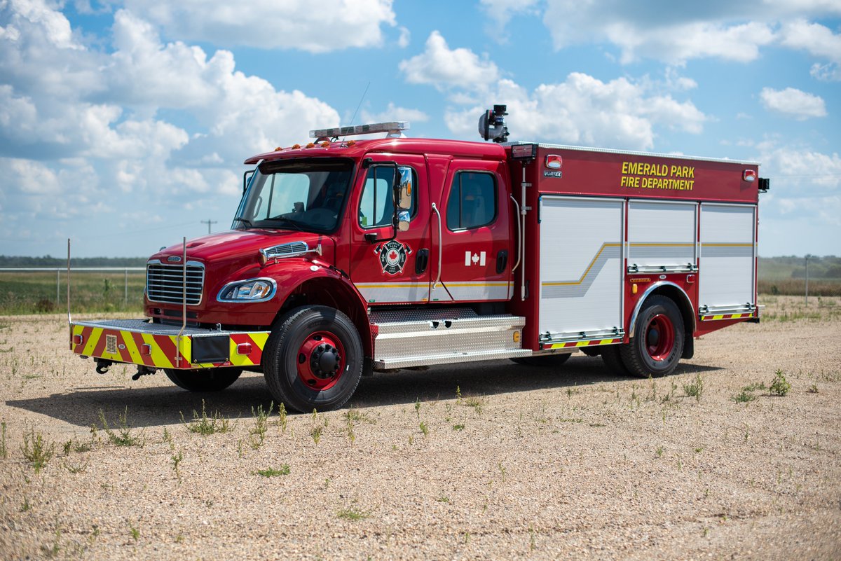 Seahawk_Service's tweet image. Last week Emerald Park Fire Department took delivery of their new Acres Vortex Pumper.
Thank you for your trust in Sea Hawk and Acres to provide you with an Apparatus Built for a Life of Service