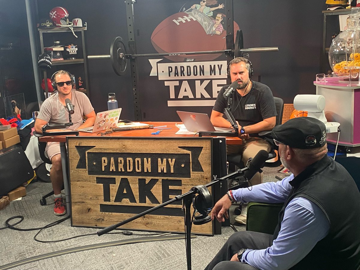 BarstoolBigCat's tweet photo. Great interview tomorrow with an old friend. I asked him about Cheah which was a tremendous risk on my part if BA said he remembered him https://t.co/sFSXBwCxBg