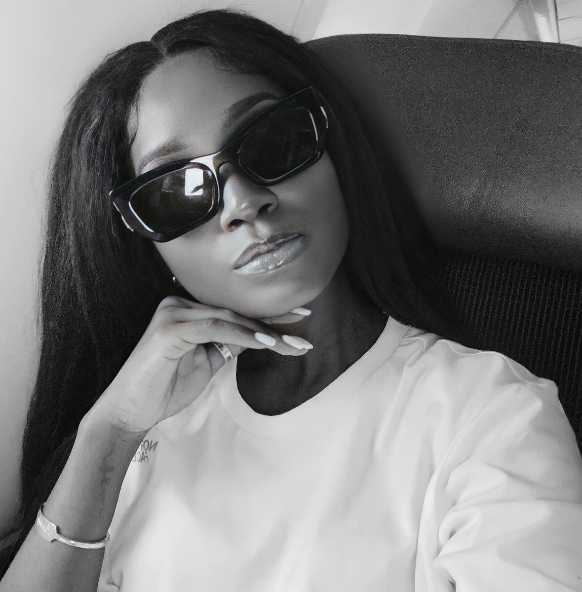 BBlackBarbie's tweet image. Who ya’ll wanna see this year?? 
#AbsoluteEntertainment