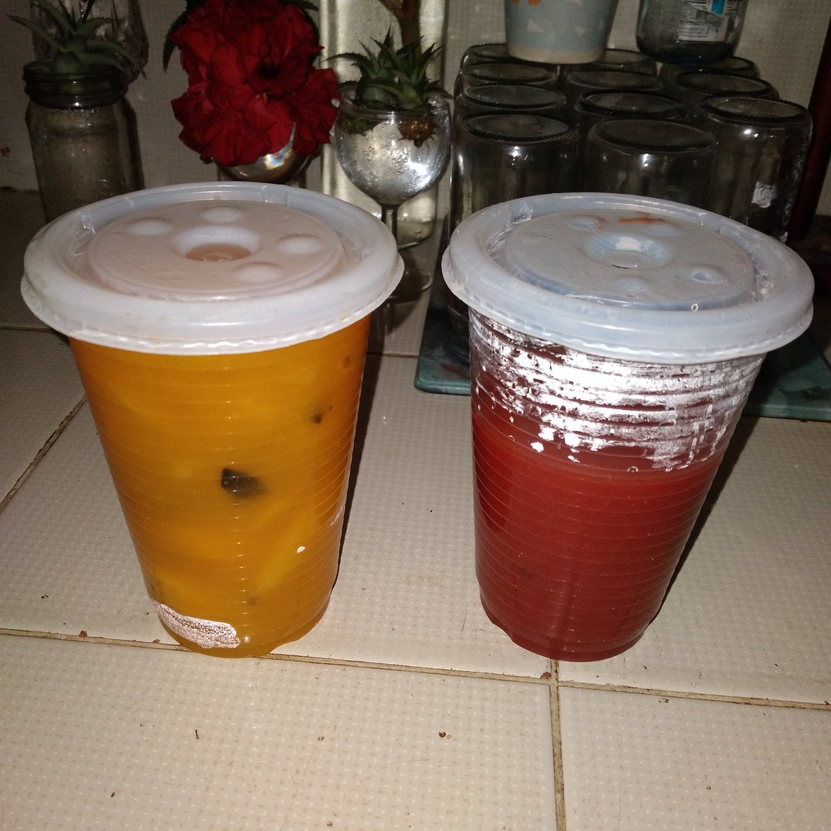 parragagraciela's tweet photo. Hice un poquito de mermelada de guayaba y jalea de mango.
#DulceCorazon https://t.co/U9nC3BZTMU