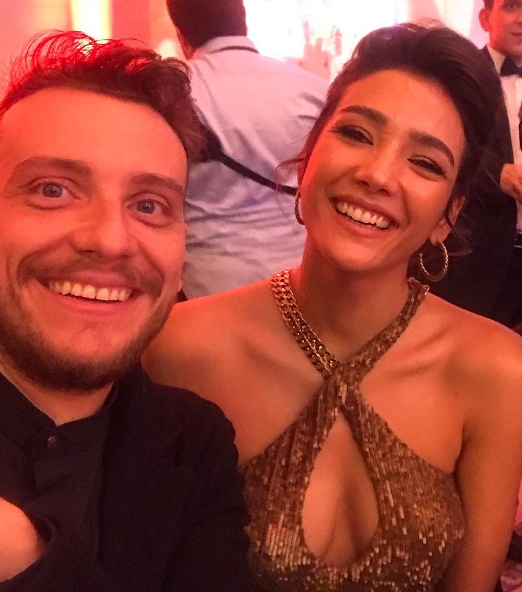 Aybüke Pusat Brasil 🦊 tweet media
