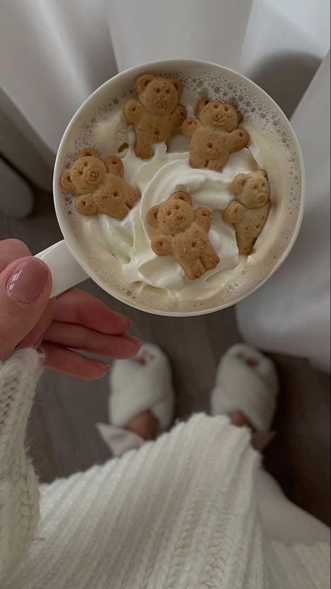 seokuva's tweet photo. teddy grams in hot choco ☕️🐻 https://t.co/98Al4WEM3q
