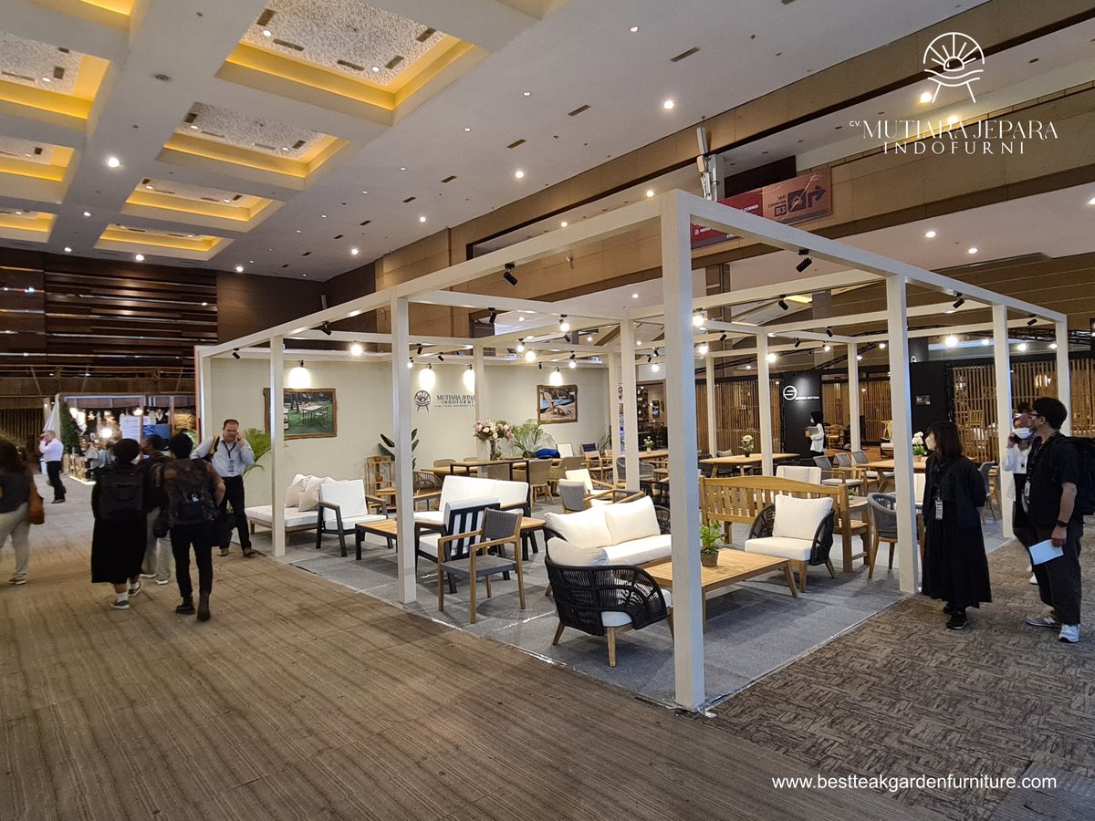 MutiaraTeakID's tweet photo. Mutiara Jepara Indofurni at @ifex_id 2022! Huge thank you to everyone. See u in the next exhibition!
#IFEX2022 #IFEXID #FURNITURE #IFEXINDONESIA #furnitureexhibition #customfurniture #sustainablefurniture #IFEX #FurnitureExpo https://t.co/Tg6A81lPlF