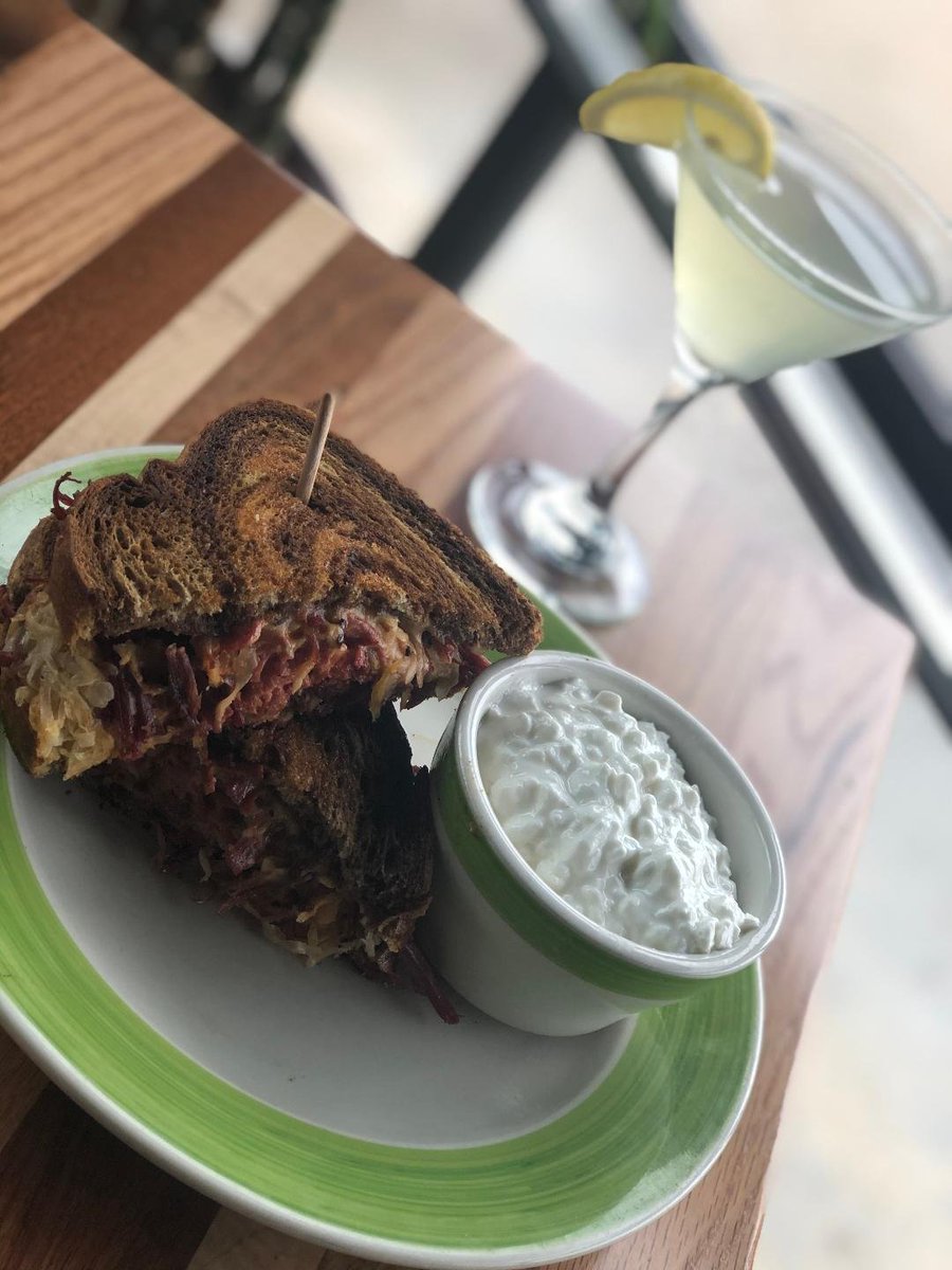 Stearman Airfield Bar & Grill tweet media