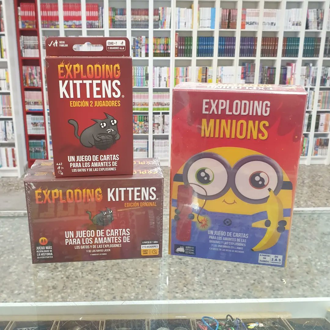 elius_store's tweet photo. Cuando no te cabe ni un juego más en las estanterías pero ves juegos que NECESITAS 😅🤩
Pero enserio, ¿quien se ha fijado en los juegos con este cuadro de foto jaja? ¡Gracias a los espontáneos por momentos así 🤣😘!
#elius #gandia #tiendadejuegos @Asmodee_Spain https://t.co/Iqy2gABPwz