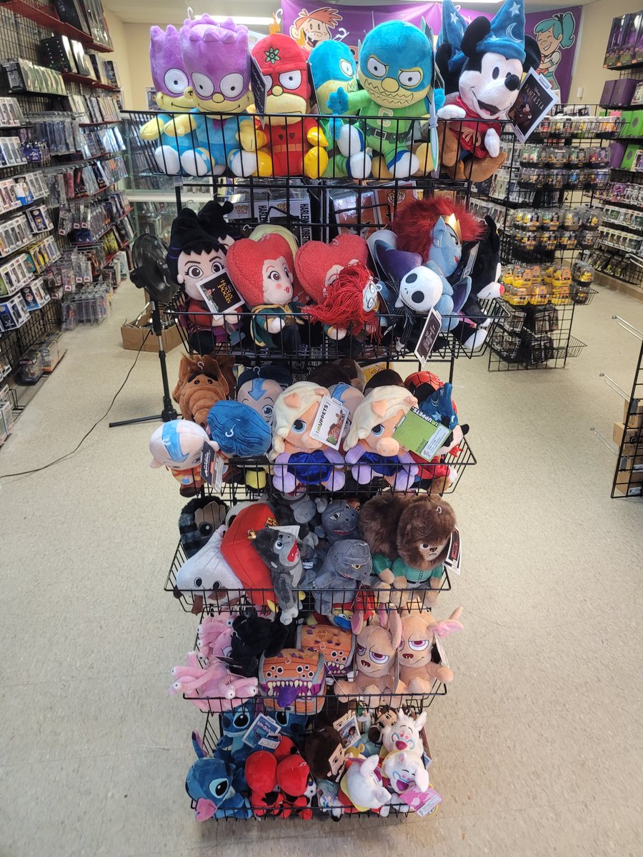 BellaBooksComic's tweet photo. Here's a first look at our Funko and Kidrobot Plush section at our new location. Stay tuned for more updates.

#virginia #virginiabeachva #virginiabeach #tidewater #hamptonroads #va #vabeach #shoplocal #supportlocal #supportsmallbusiness #smallbusiness #757business https://t.co/QF4IRJ5WWY