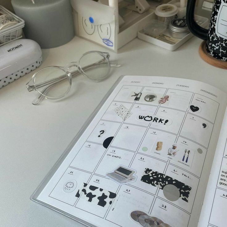 bleumlab's tweet image. hi! this is mel, new to #studytwt ^-^

         about me :
     - she/her, 18, intp
     - filo/eng
     - bs in architecture 
     - likes mark lee, journaling, etc.

like / rt to be moots ! &amp;lt;3