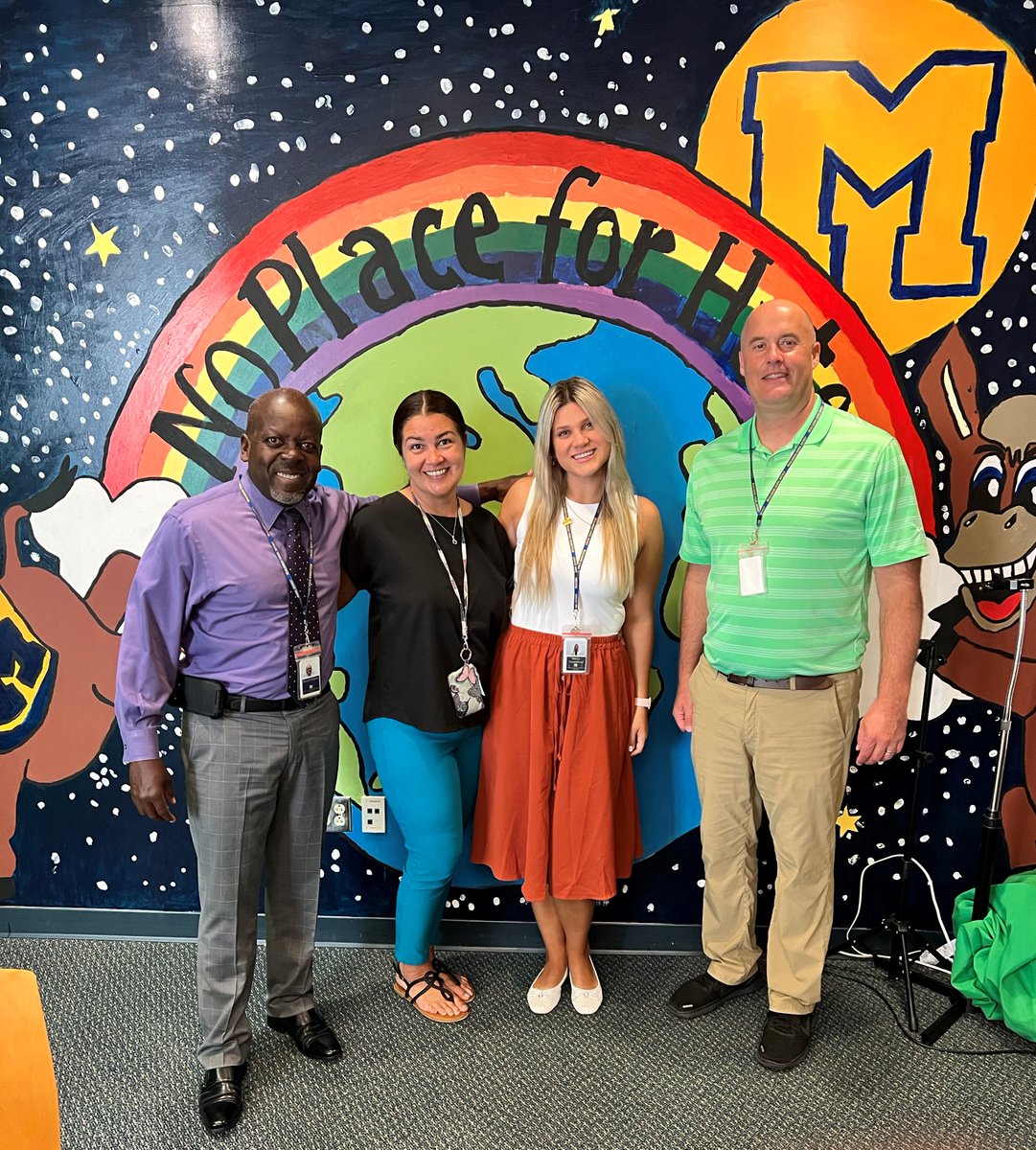 Cole's new admin team is ready for a great year! #coleproud <a href="/MrsBellanca/">Mrs. Bellanca</a>  <a href="/muhlsd/">Muhlenberg SD</a>