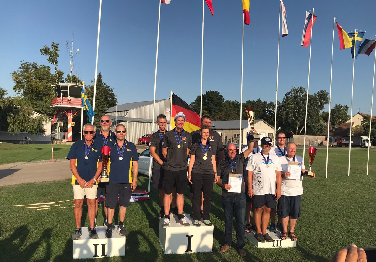 airsports_fai's tweet photo. 👏 Well done to all the competitors and organisers of the 2022 FAI #F5J European Championship for Electric Powered Thermal Duration #Gliders in #Szeged (Hungary 🇭🇺)
Full results 👉  https://t.co/rDLtMv3GJ3
📸 Podium of the senior team competition:
🥇 Germany
🥈 Sweden
🥉 Slovenia https://t.co/7EnsM5kAlM