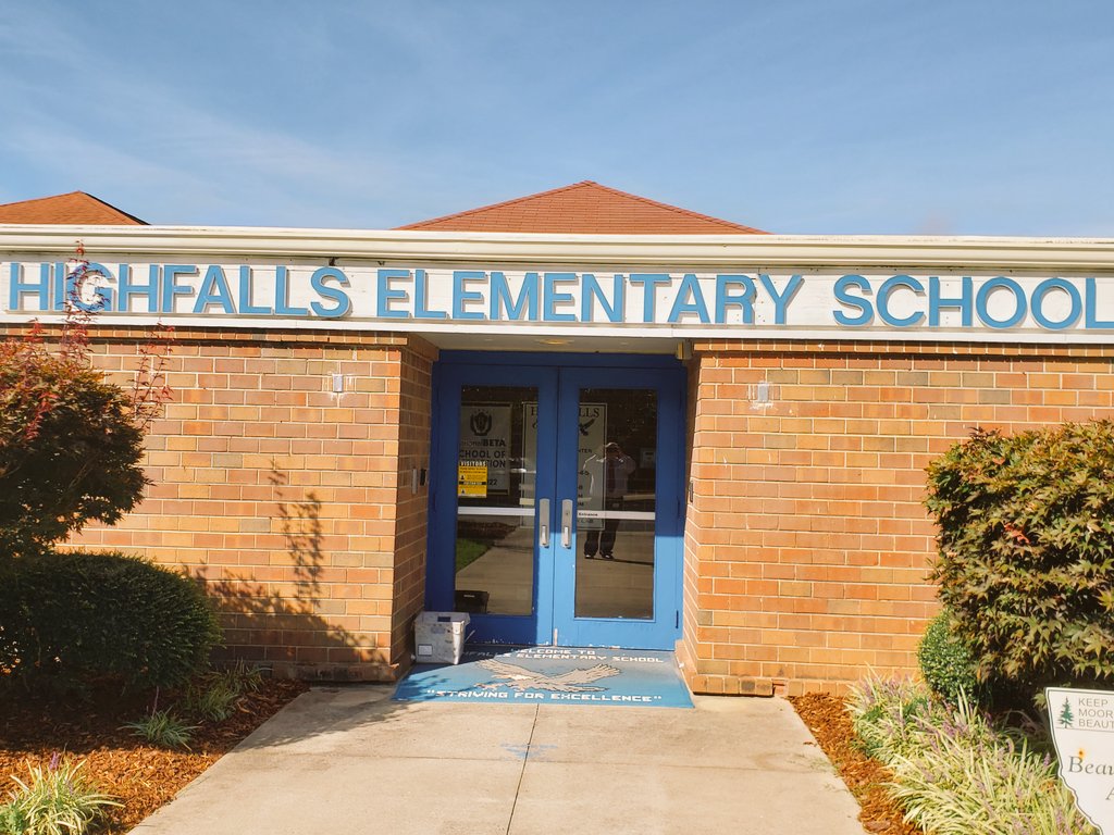 TimLocklair's tweet photo. A great Day 2 visit to Highfalls Elementary!  The @HighfallsEagles are off to a great start! #MCSProud #BestYearYet https://t.co/xyDHrKJxHx