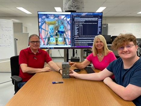 Dr. Kerrie McDaniel, Rico Tyler from Teacher Education, & Liam Seymore, a Junior Electrical Engineering/Computer Science student designed & implemented a payload as part of the National STEM Scholar Program. The payload will launch aboard #blueorigin New Shepard rock on 8/31.