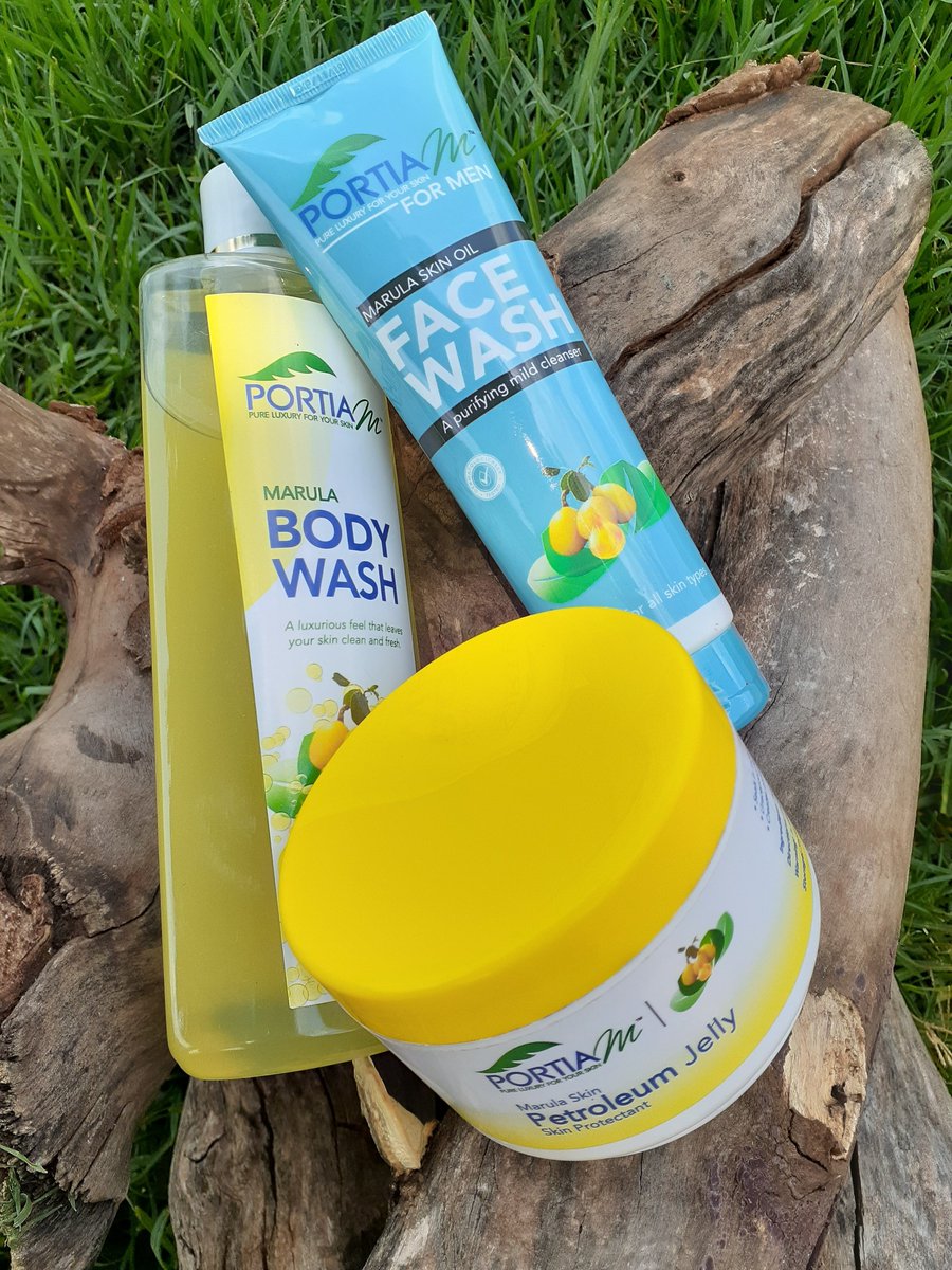 Piet_Masemola's tweet photo. It's Giving @PortiaM_Skin
Just in time for Spring.
#PortiaMSkin #PlugHimIn #PortiaM
https://t.co/maH0qpA6bV https://t.co/ezvExlWc5n