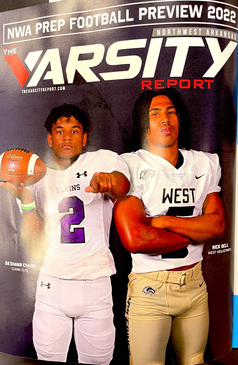ReportVarsity's tweet image. Go grab a copy of the newest edition of the Varsity Report at Harps now! We’ve got football previews for 18 local high schools and much more including: Overtime, Next Level, Game Changer, 10 Texts &amp;amp; more! Check us out online at thevarsityreport.com 🏈🏆🏈🏆