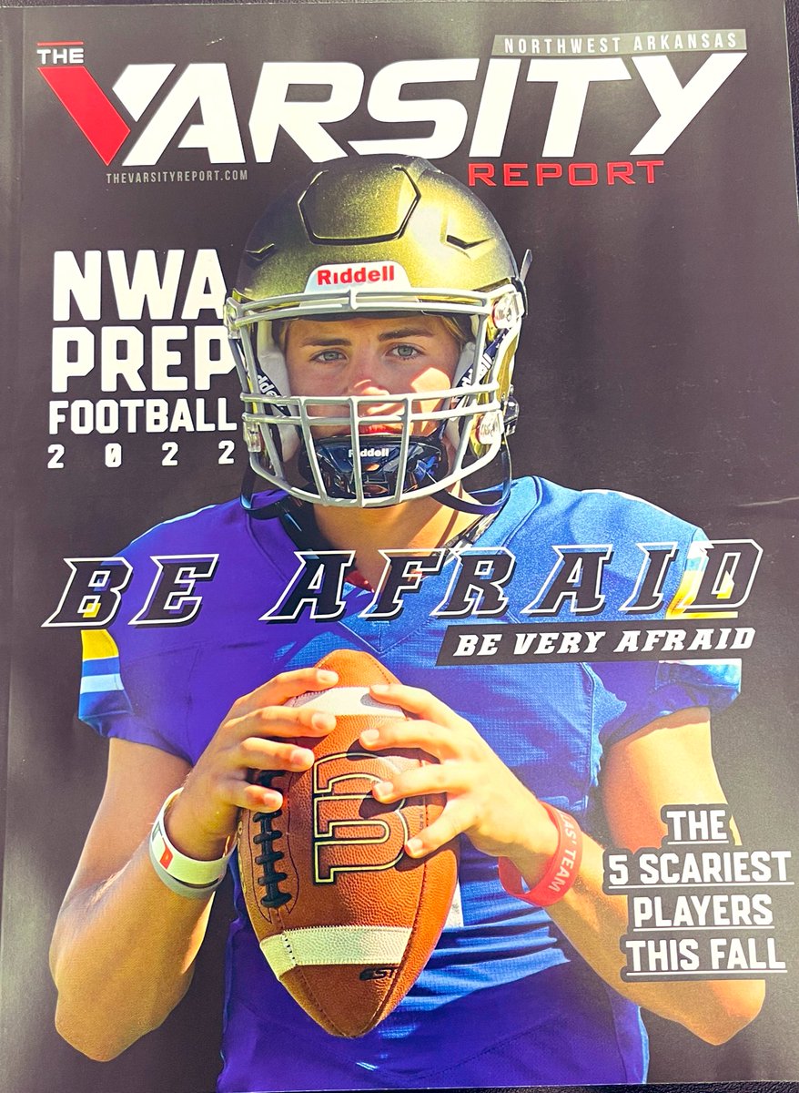 ReportVarsity's tweet image. Go grab a copy of the newest edition of the Varsity Report at Harps now! We’ve got football previews for 18 local high schools and much more including: Overtime, Next Level, Game Changer, 10 Texts &amp;amp; more! Check us out online at thevarsityreport.com 🏈🏆🏈🏆