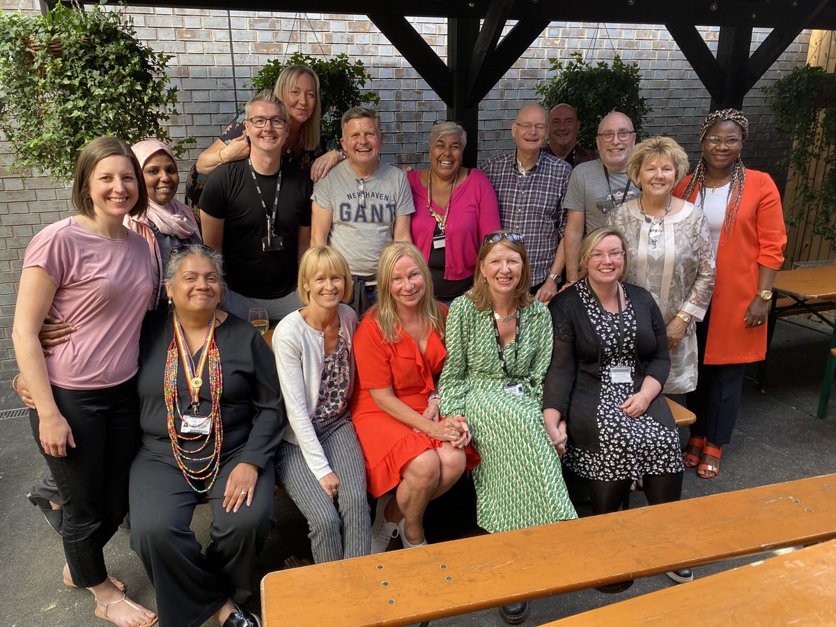 neilmmu's tweet photo. ⁦⁦@lindagarbutt9⁩ leaving ⁦@ManMetUni⁩ nursing department after 21 years - good luck and keep being brilliant ⁦@MMUHPSC⁩ ⁦@MarkHayter1⁩ https://t.co/1Ban3pU1Di