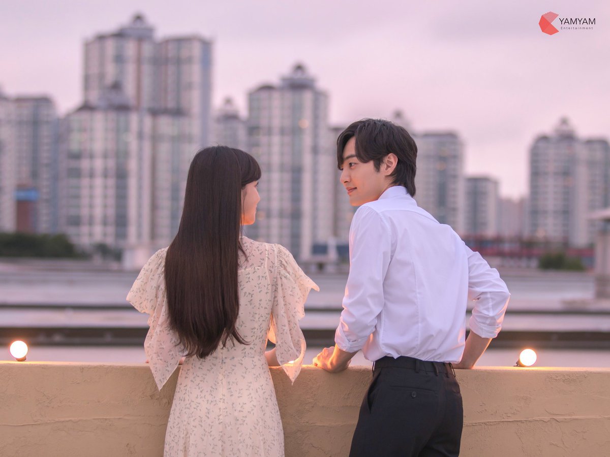lovebogums's tweet photo. always so happy that yamyam never crops eunbin out in their photos <3 https://t.co/SgxLZUNL24
