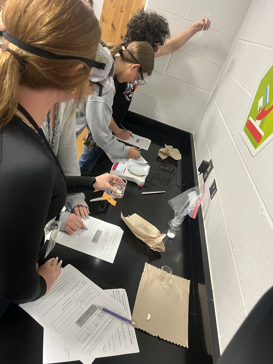 Katie Bourgeois (Ms. B) tweet media