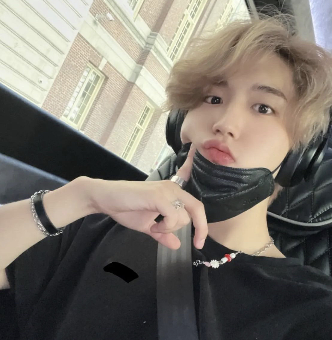 _hanjii's tweet photo. ୨୧⠀⠀⠀...⠀⠀⠀🥨⃝⠀⠀⠀⠀ノ⠀⠀⠀⠀🥞⃝⠀⠀⠀⠀⠀⠀◌
⠀⠀⠀⠀⊹⠀⠀⠀︵⠀⠀⠀𝐃𝐎𝐍'𝐓 𝐁𝐄 𝐀𝐅𝐑𝐀𝐈𝐃
⠀⠀⠀⠀⪩⪨ ⠀⠀покажи мне, в какой цвет окрашено твоё сердце⠀⠀‹𝟹
⠀⠀⠀⠀⠀⠀⏜⃞♡⠀你心的颜色⠀🦴⠀⠀◦ https://t.co/BGTDkilNL9