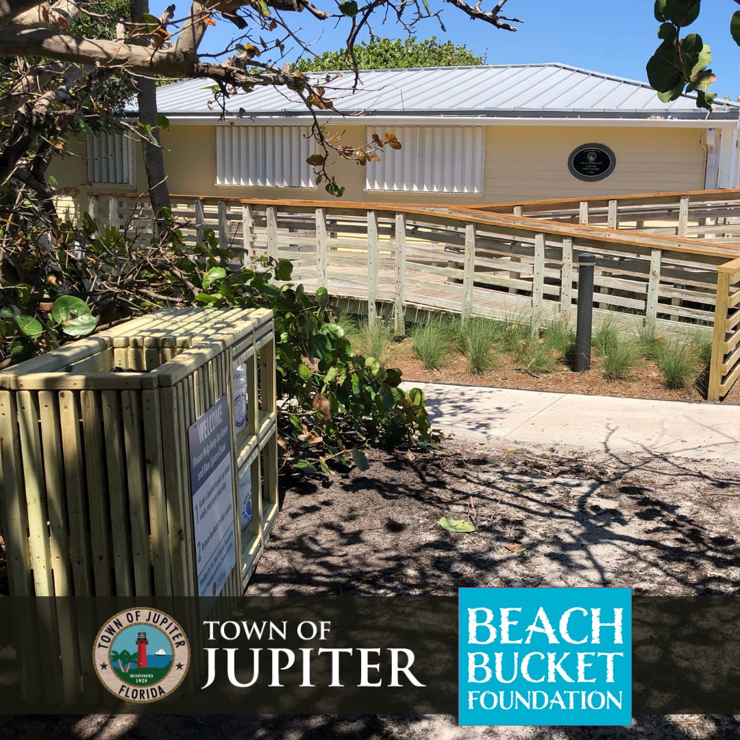 TownofJupiter's tweet photo. Happy National Beach Day!💙Grab a bucket at one of the Town’s bucket clean-up stations, and make your outdoor activities a win for you and the community.

Learn more about the Beach Bucket program at https://t.co/Z859XbDJL6. #PURE #PurelyJupiter #JupiterBeach https://t.co/zqtGoO5ugI