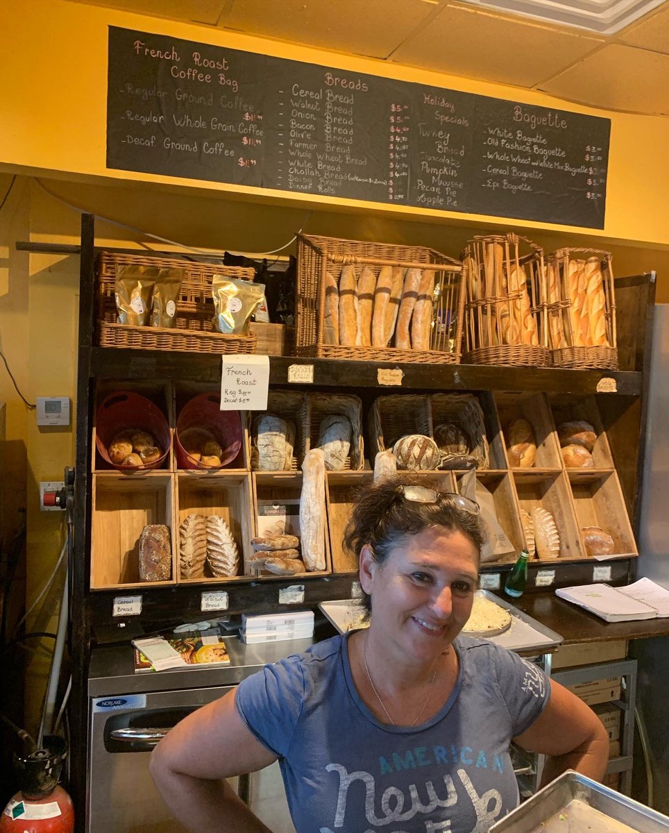 LocalTeaCo's tweet photo. Life is short. Eat Dessert First!
From C’est la Vie on Main St. #Sarasota
The bread is magical & Rachel may be the best #barista in #SRQ - Admiring our #Tea tins
Visit soon & visit often Start w dessert & a #cuppa - #Local Treasure
#SipLocally #LocalTea #LooseTea
#cestlavie https://t.co/DRfyNZQ6Zl