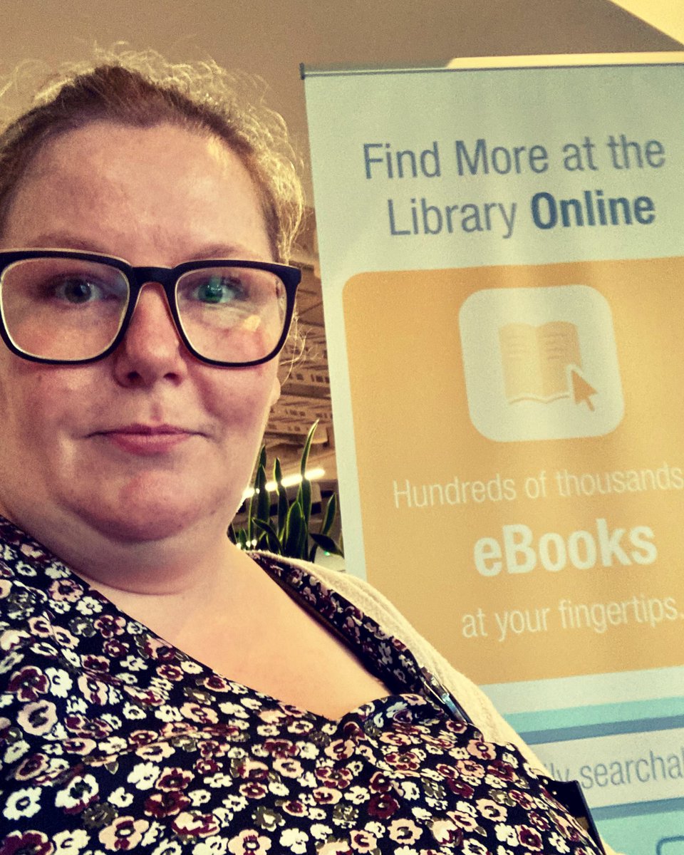 Welcome <a href="/ConestogaC/">Conestoga College</a> students! It’s my favourite time of year :) #orientation #librarylife