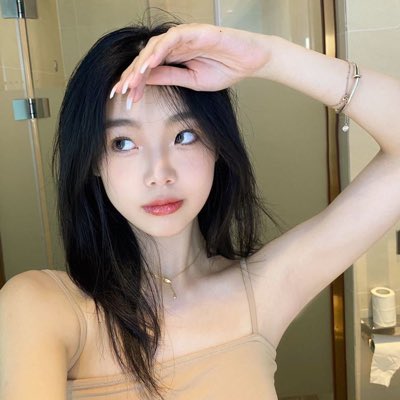 WSYi12345's tweet photo. #新头像 https://t.co/5lSVmdpg5A