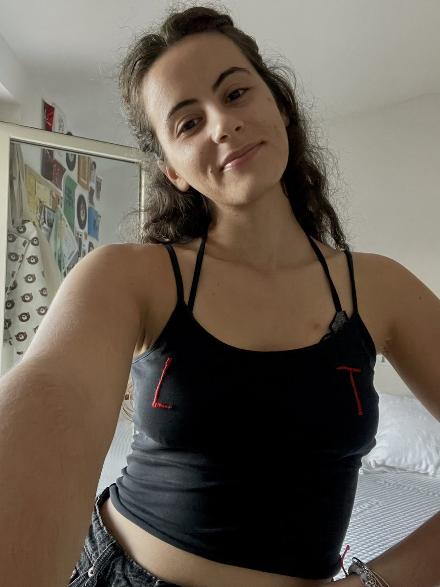 mmxdlibyh's tweet photo. #DressingForLTIT #LTIT
(saltato perché fa troppo caldo) https://t.co/E9oDGWzBq0