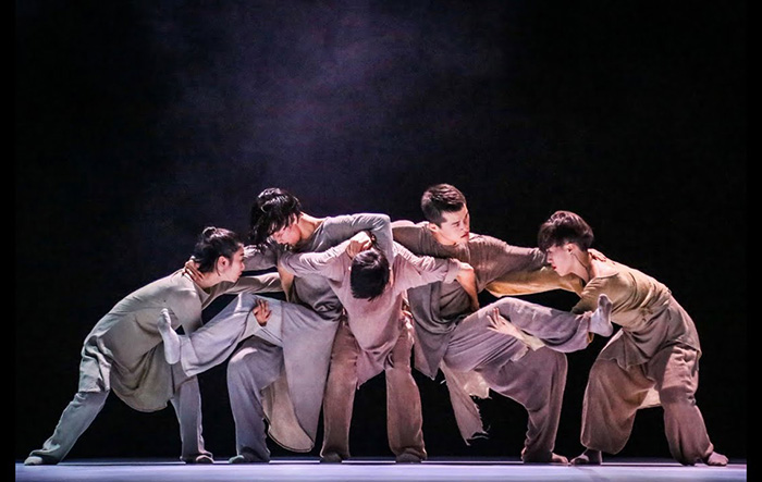 Circo, danza, teatro, estrenos… La temporada 22 / 23 del LAVA (Laboratorio de las Artes de Valladolid) recorre todos los lenguajes escénicos dlvr.it/SXTmvh