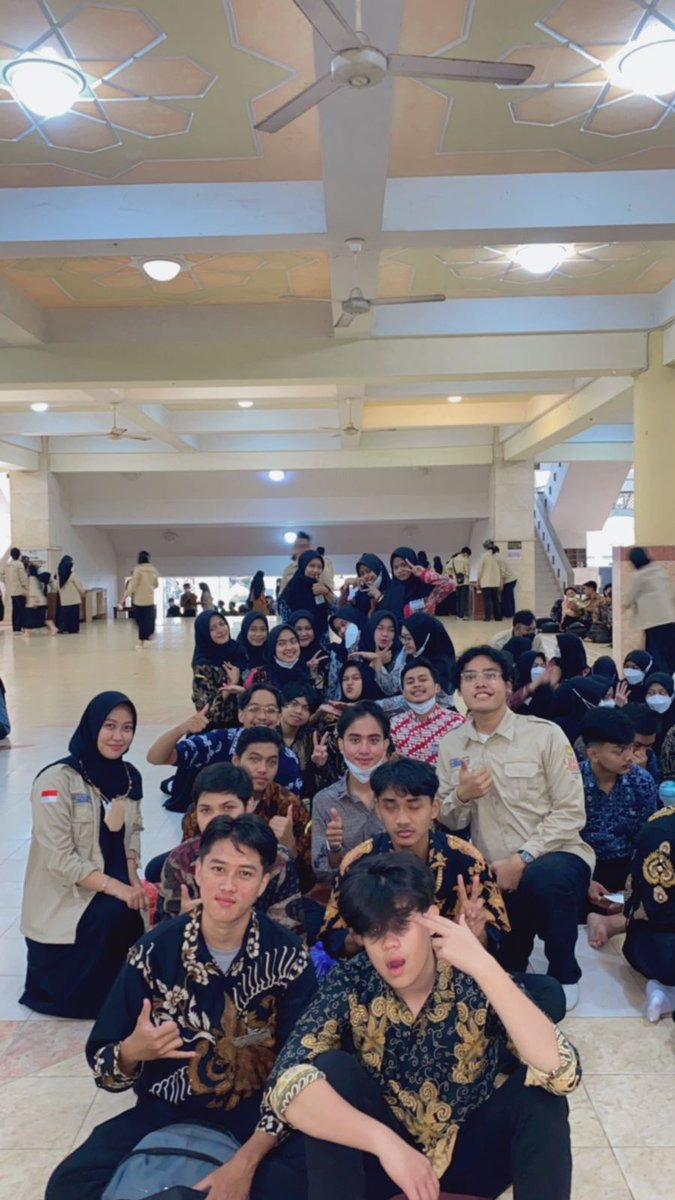 iniakuadib's tweet photo. SERUU!!!!
#Mataffisipolumy2022 #Adidaya #Muda #Mendunia #UMY #Ungguldanislami https://t.co/huEYEH1AlQ