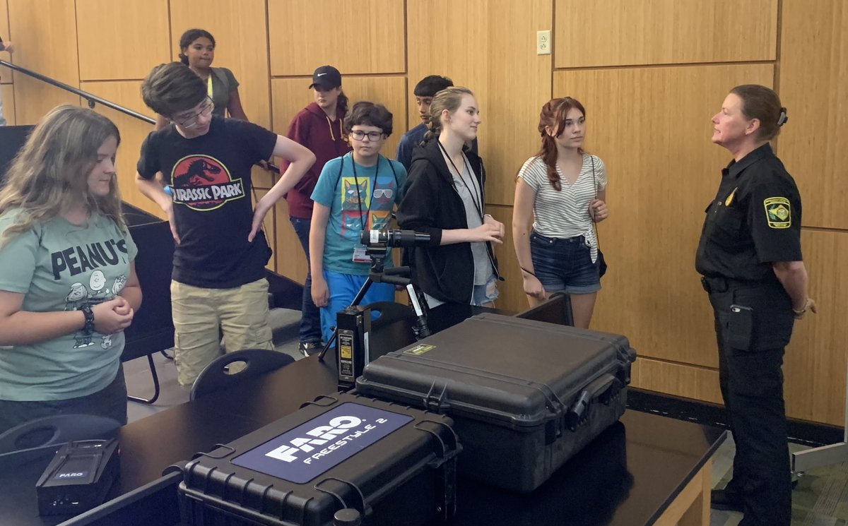 TExpLAlvernia's tweet photo. SRI Instructors &amp; Berks County Forensics Unit brought CSI to life as students investigated a faux crime scene by comparing fingerprints, determining blood type, and analyzing shoe prints. Creating hands-on learning experiences is at the heart of what we do! #MindsofSRI https://t.co/uz7XGvM19X