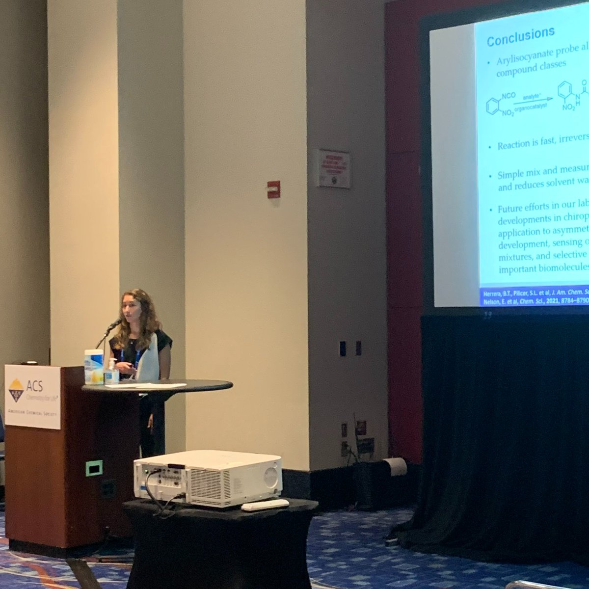TheWolfPackGU's tweet photo. Eryn (@ErynLNelson) just presented at ACS Fall 2022 (#ACSFall2022) in Chicago last week on "iso(thio)cyanate probes that enable molecular recognition of amines, amino acids, alcohols, amino alcohols and diols for quantitative chirality sensing". https://t.co/5Iwedo03FT
