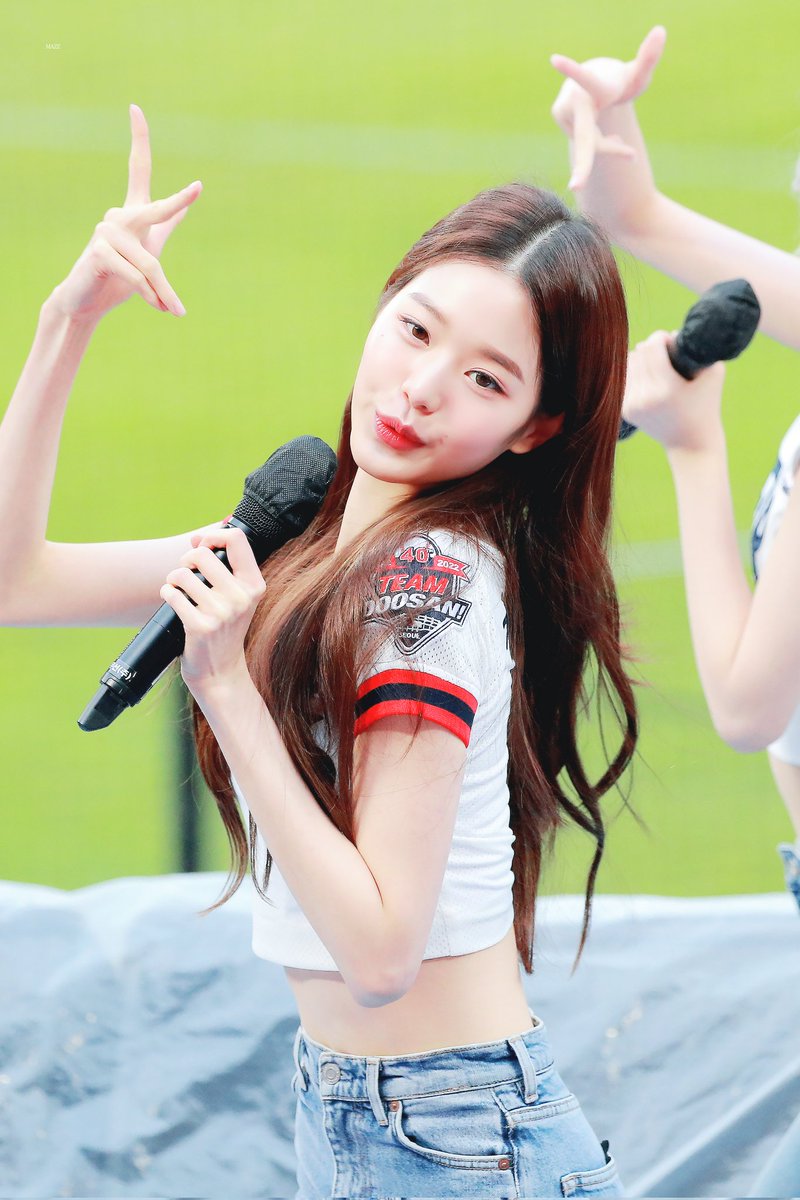 원영아 생일 축하해🐰🎂💕

#아이브 #IVE #원영 #장원영 #OurMuseWonyoungDay #아이브나라_원영공주_생일축하해